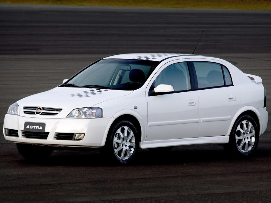  Chevrolet Astra 5-Door 2003 года  (фото 12 из 16)